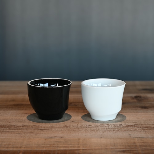 《アロマを楽しむ。アシンメトリーなコーヒーカップ》Sensory Asymmetry Cup(2色)| ORIGAMI