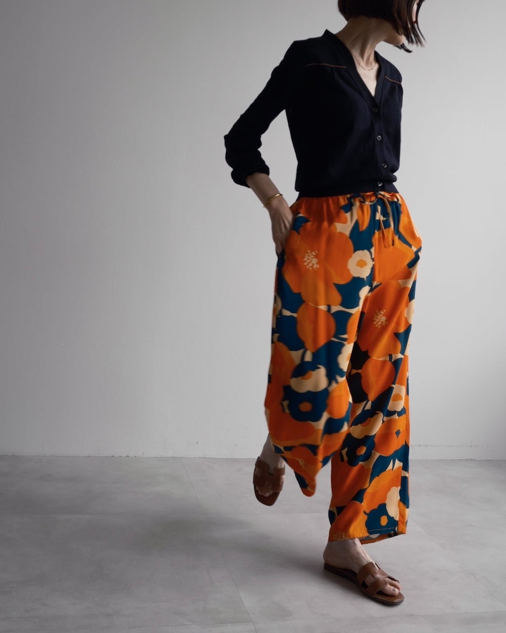 DRIES VAN NOTEN x LEN LYE 総柄ロングスカート Aライン DRIES VAN NOTEN Len Lye PRINT LONG SLEEVE T-SHIRT | dear closet