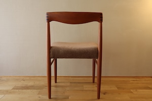 H. W. Klein「Dining chair」（A）