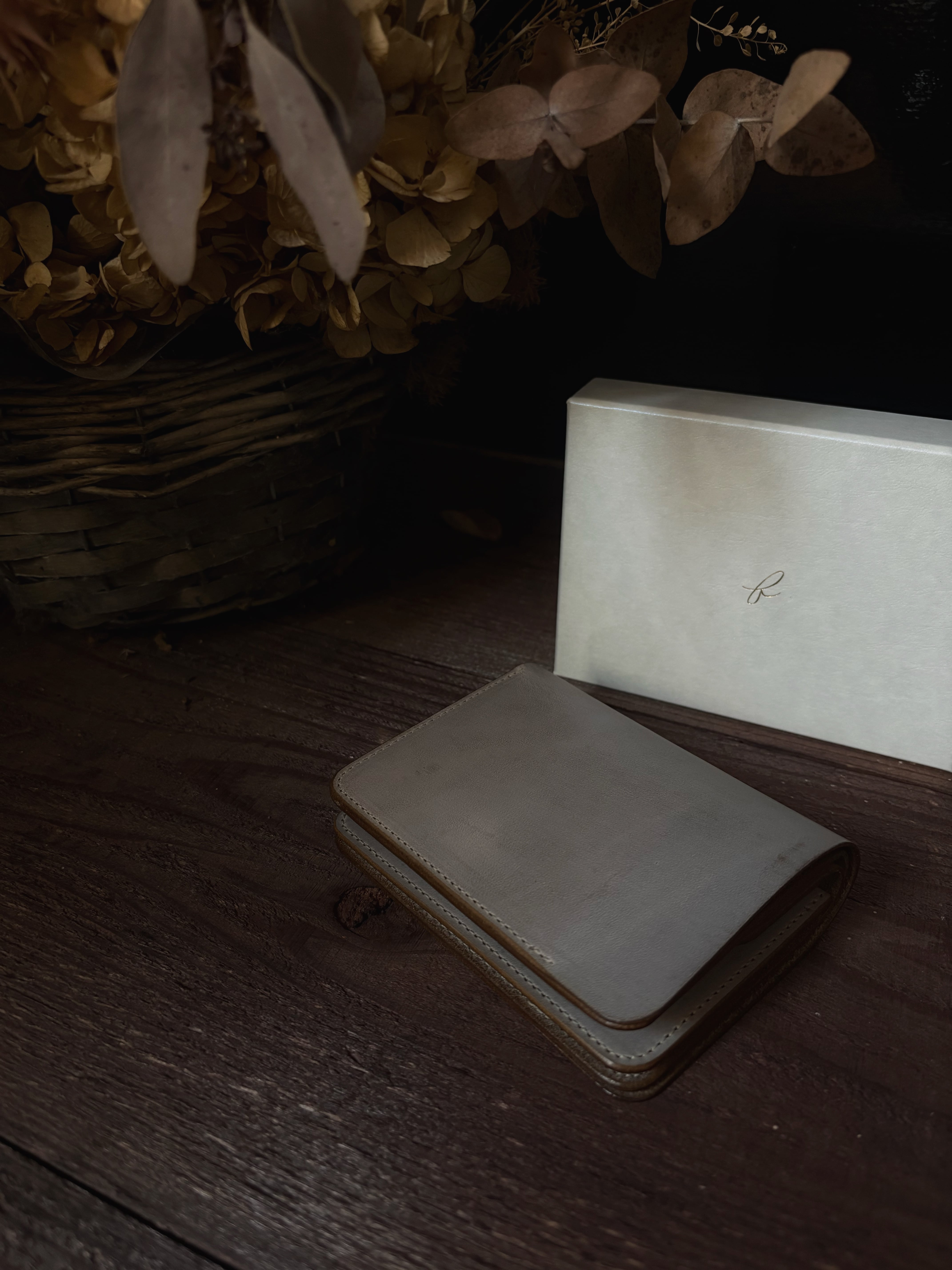 forme post wallet flp-30 Verdon × Verdon Nebbia | TALE COCOON