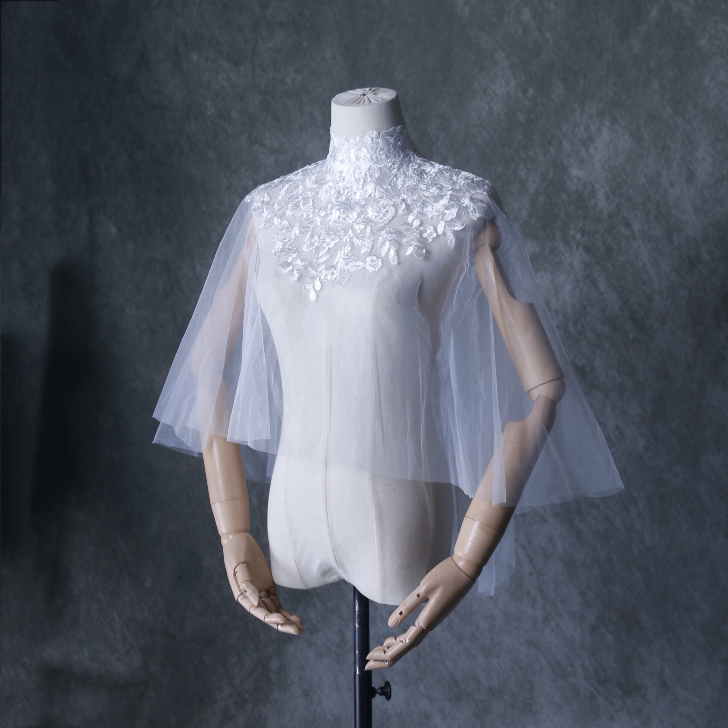 エレガント トップス ケープ風ボレロ ウエディングドレス 咲き誇る透け