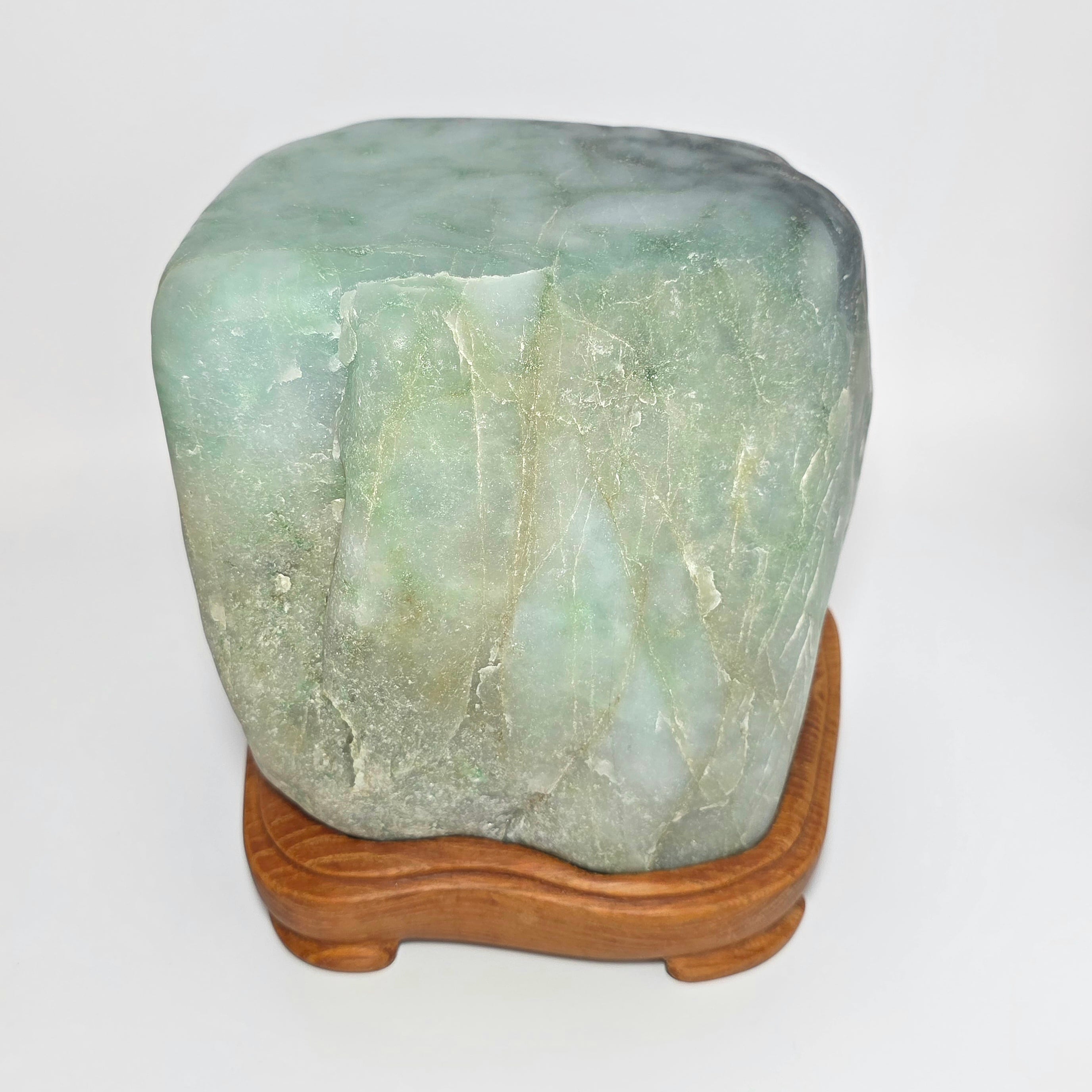 小滝土倉：糸魚川翡翠プレミアム: 磨き石:台付き BGM0115 | 糸魚川翡翠