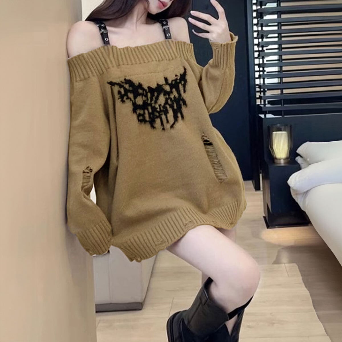 オフショルダー ミニワンピース ニット ダメージ加工 レディース 春秋冬 韓国 ワンピース オフショル ストリート 原宿系 大人 カジュアル レトロ おしゃれ レザーストラップ チュニック ミニワンピ 大人可愛い 大人女子