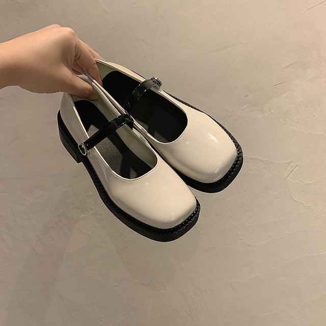 サマースカート バックルレザー 靴 シューズ レッド 夏物 フェイクシューズ85115197242