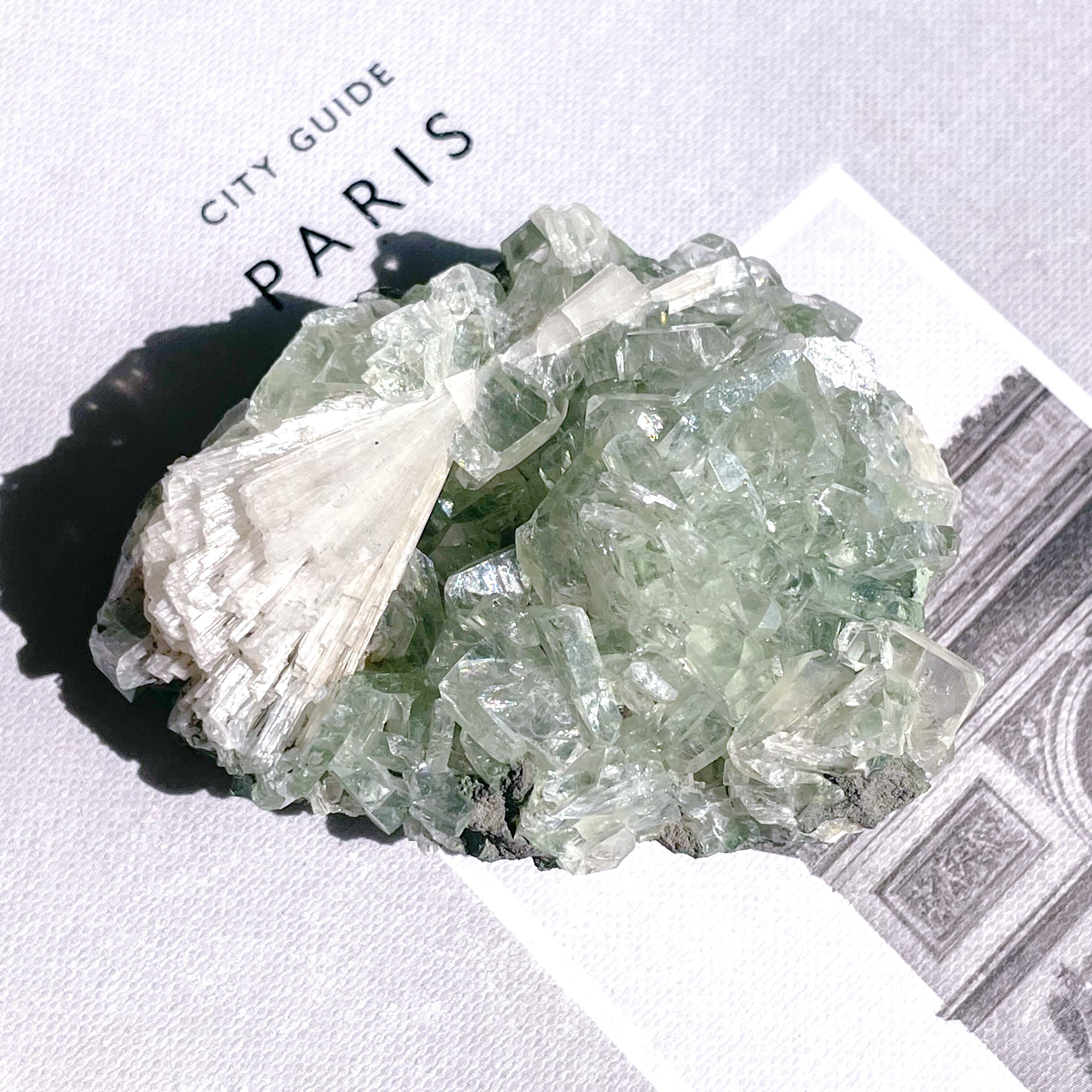Green Apophyllite Rectangle Cluster 2 ✧ グリーンアポフィライト & スコレサイト (共生原石)