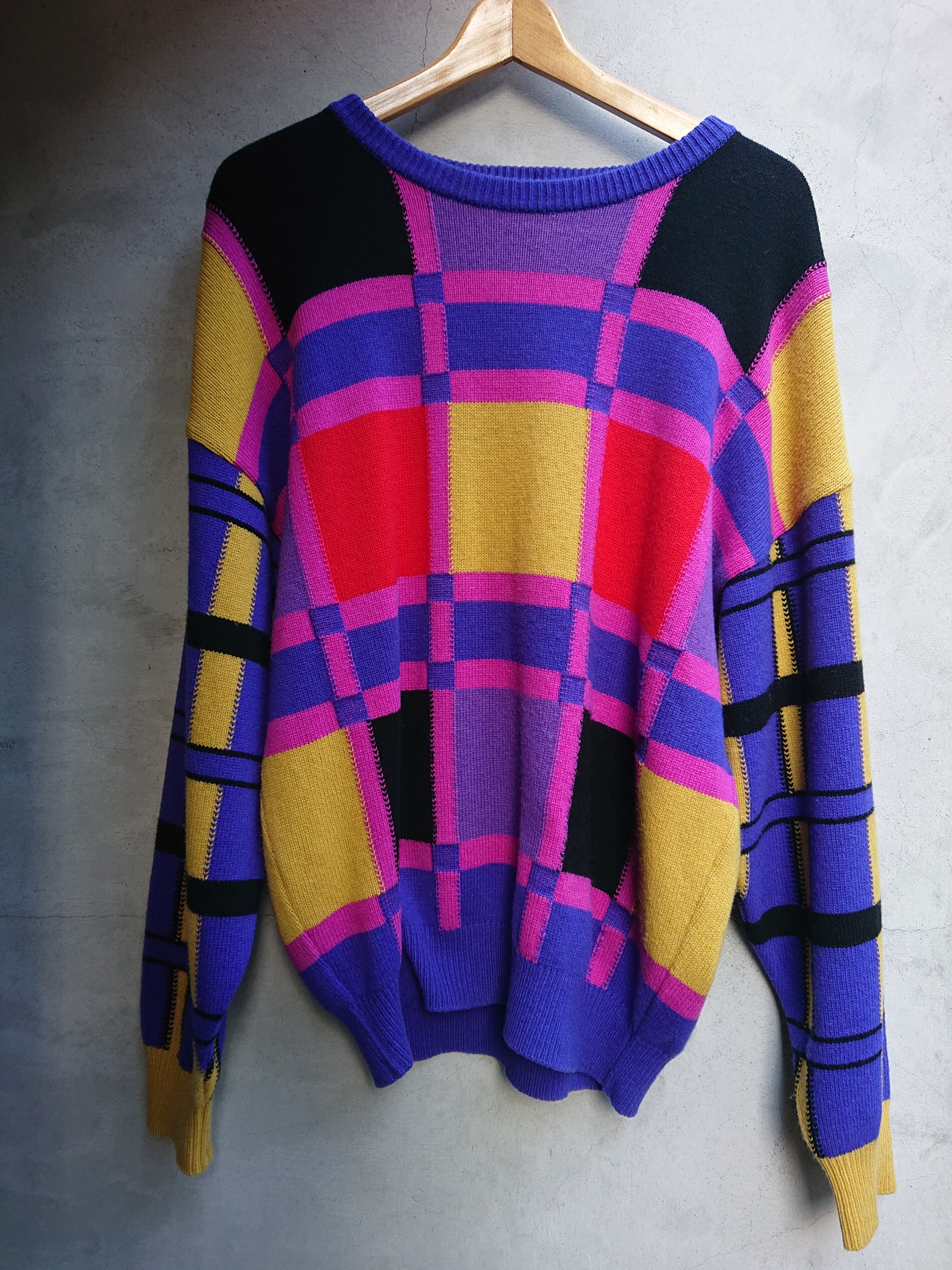80s Pringle CASHMERE SWEATER MADE IN SCOTLAND | BOW & ARROW WEB STORE