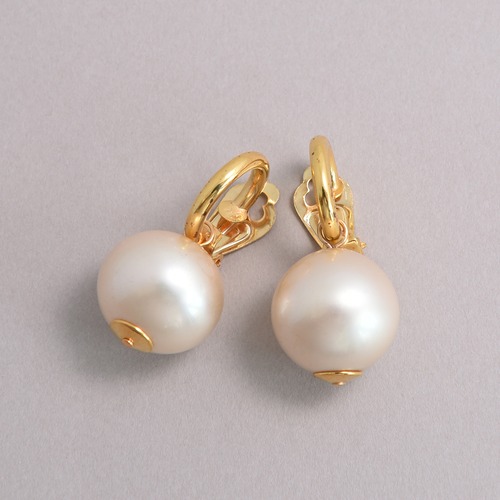 70's パールイヤリング