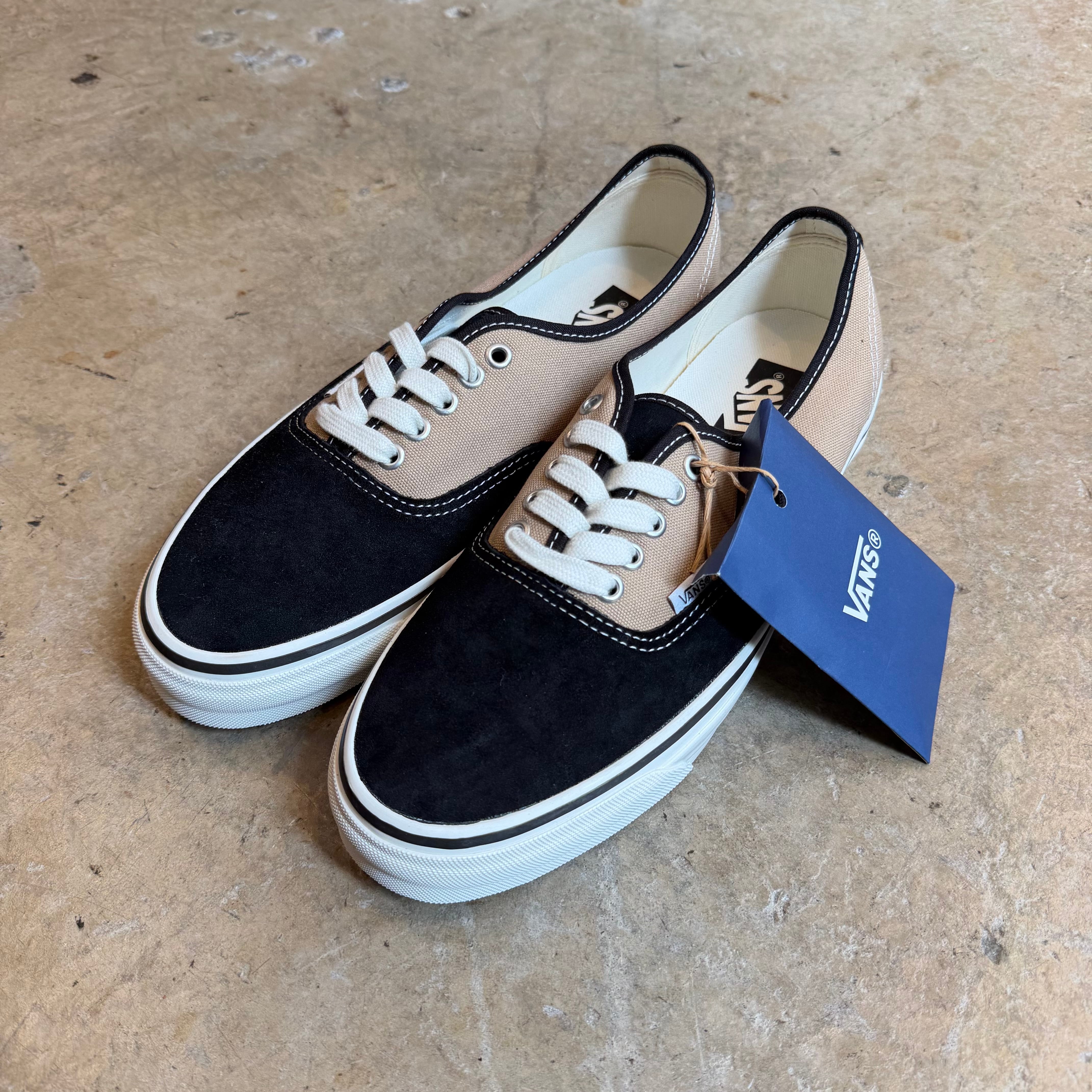 SNEAKER | safarionline