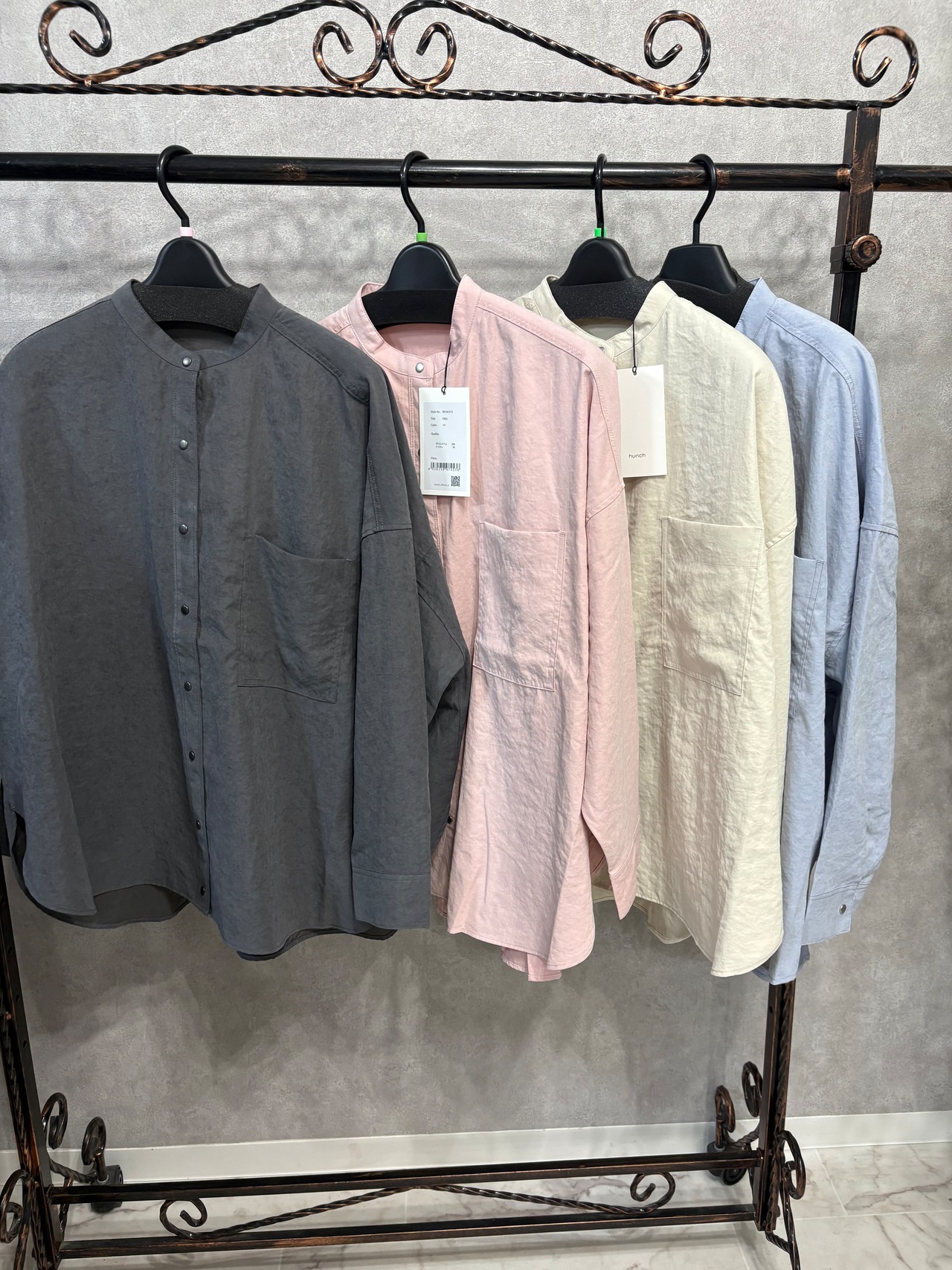 【hunch】ピーチスキンシャツ　バンドカラーシャツ　WLN5372