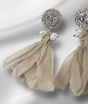 CLOSE SALE★ブリリアントビジューシフォンピアス(税込2750円)