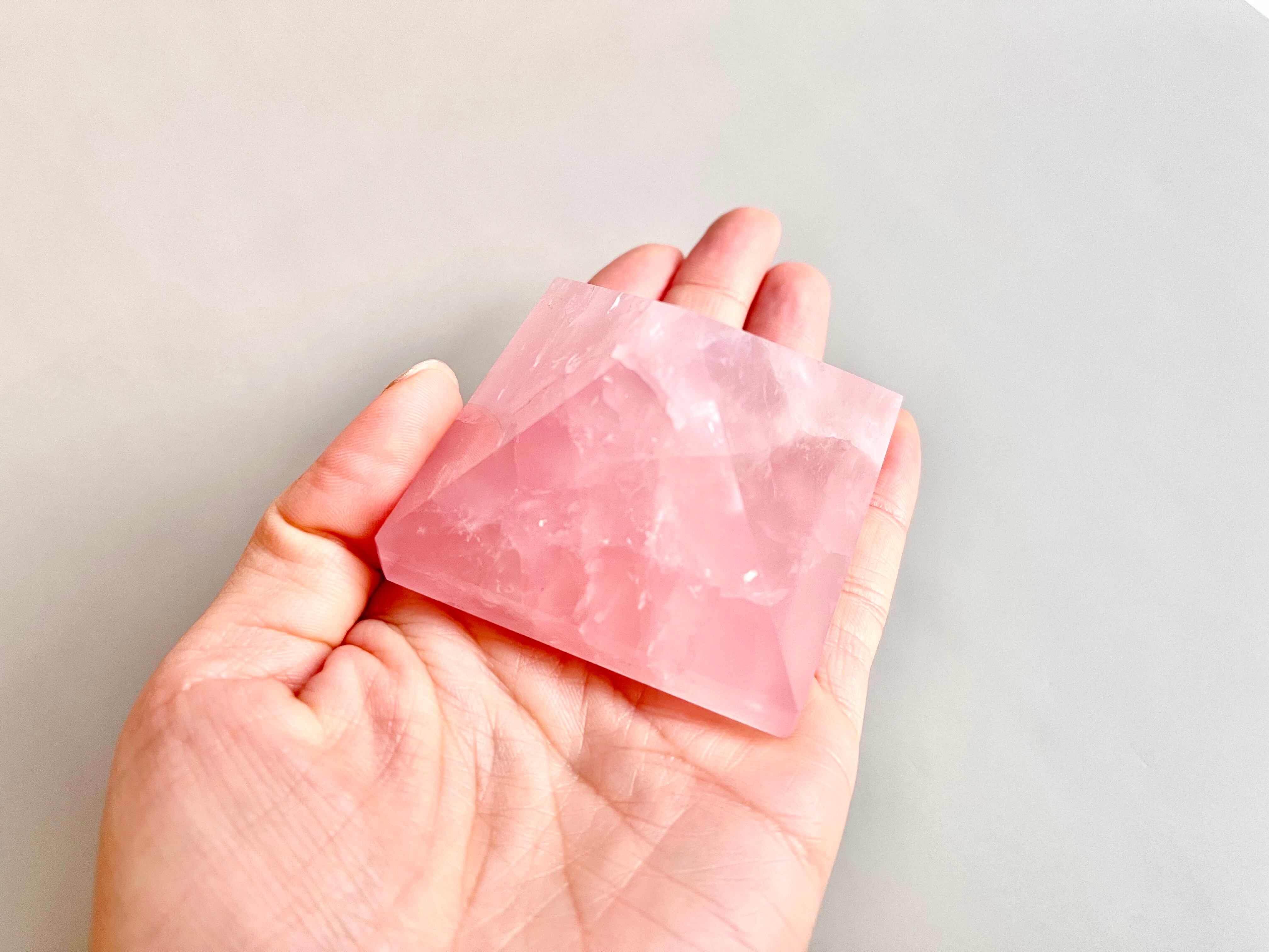 ローズクォーツピラミッド LL size☆Rose quartz pyramid LL size