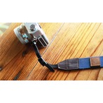 カメラストラップ / +cushion camera strap / コバルトブルー +オリーブ