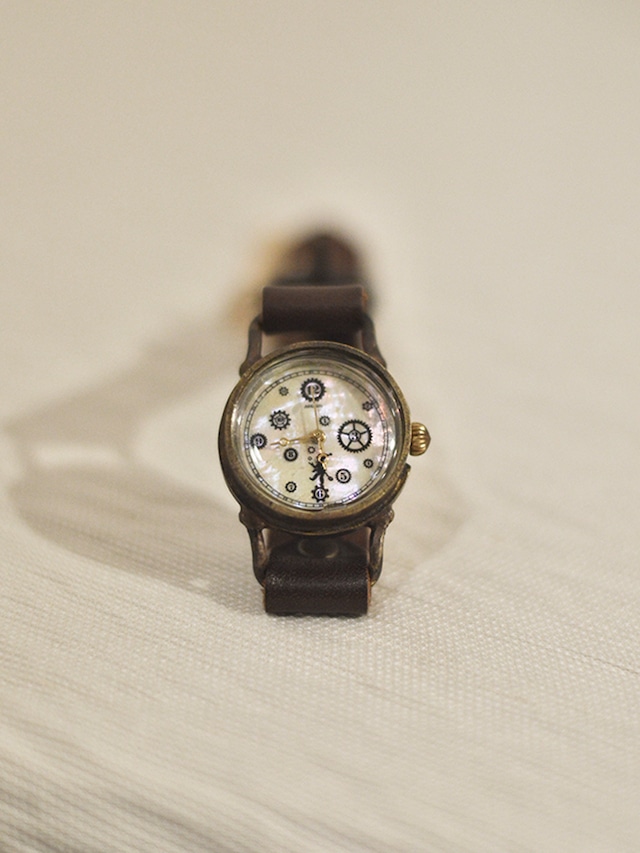 Antique Watch / Pivo B / WHITE × DARK BROWN