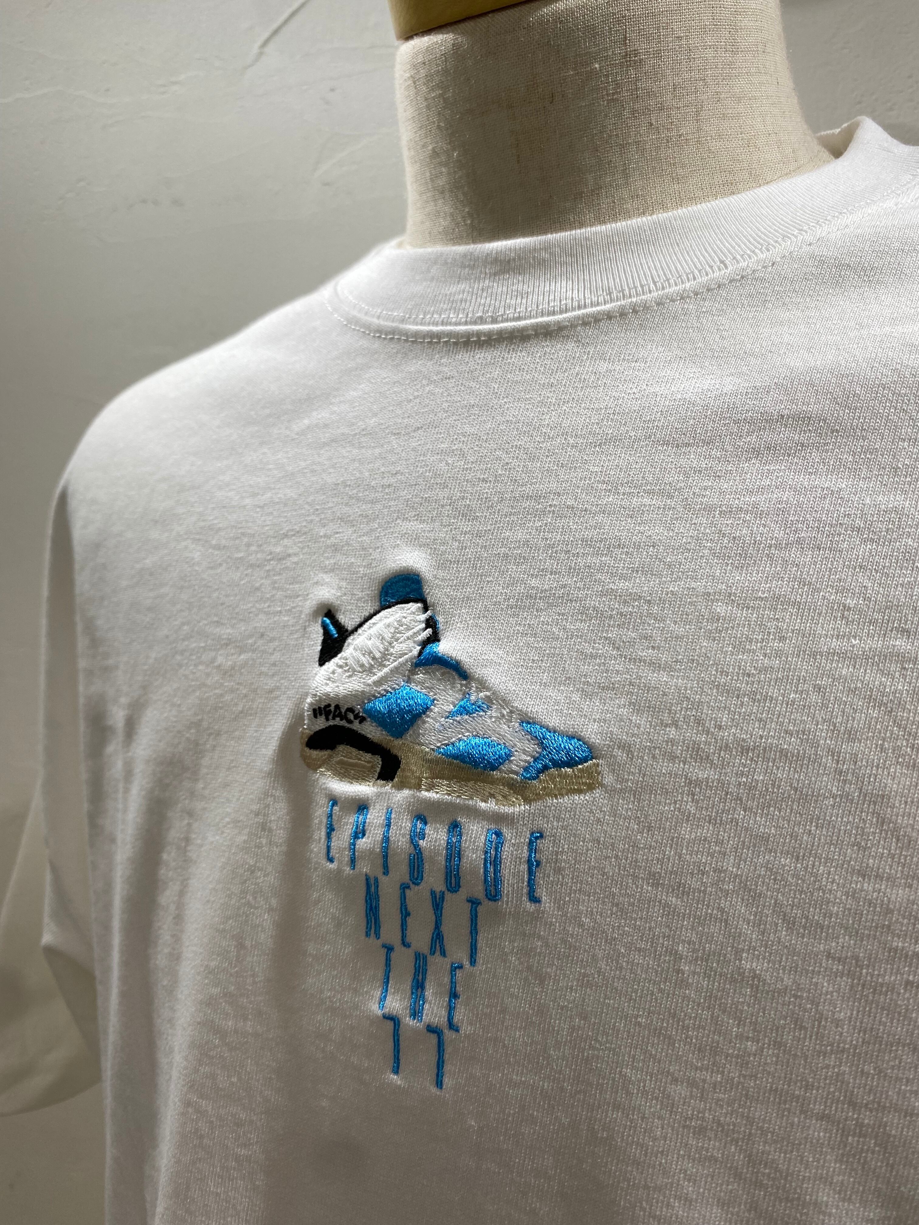 FACTOR X スニーカー柄 EPISOE NEXT THE11 TEE ホワイト/UNC