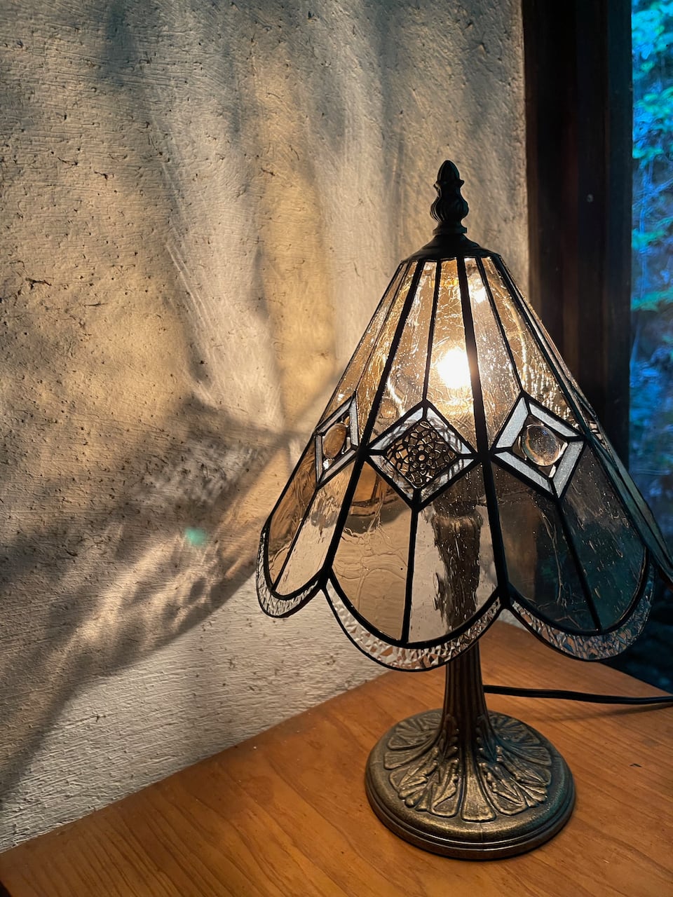 【限定品】クラッシック(クラッケルガラス)(ステンドグラスのテーブルランプ)