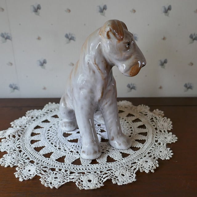 ❤️英国直輸入❤️ヴィンテージ陶器✨犬像 ホワイト 金彩✨高級クラシック 置物 ❤️英国直輸入❤️ヴィンテージ陶器✨犬像 ホワイト 金彩✨高級
