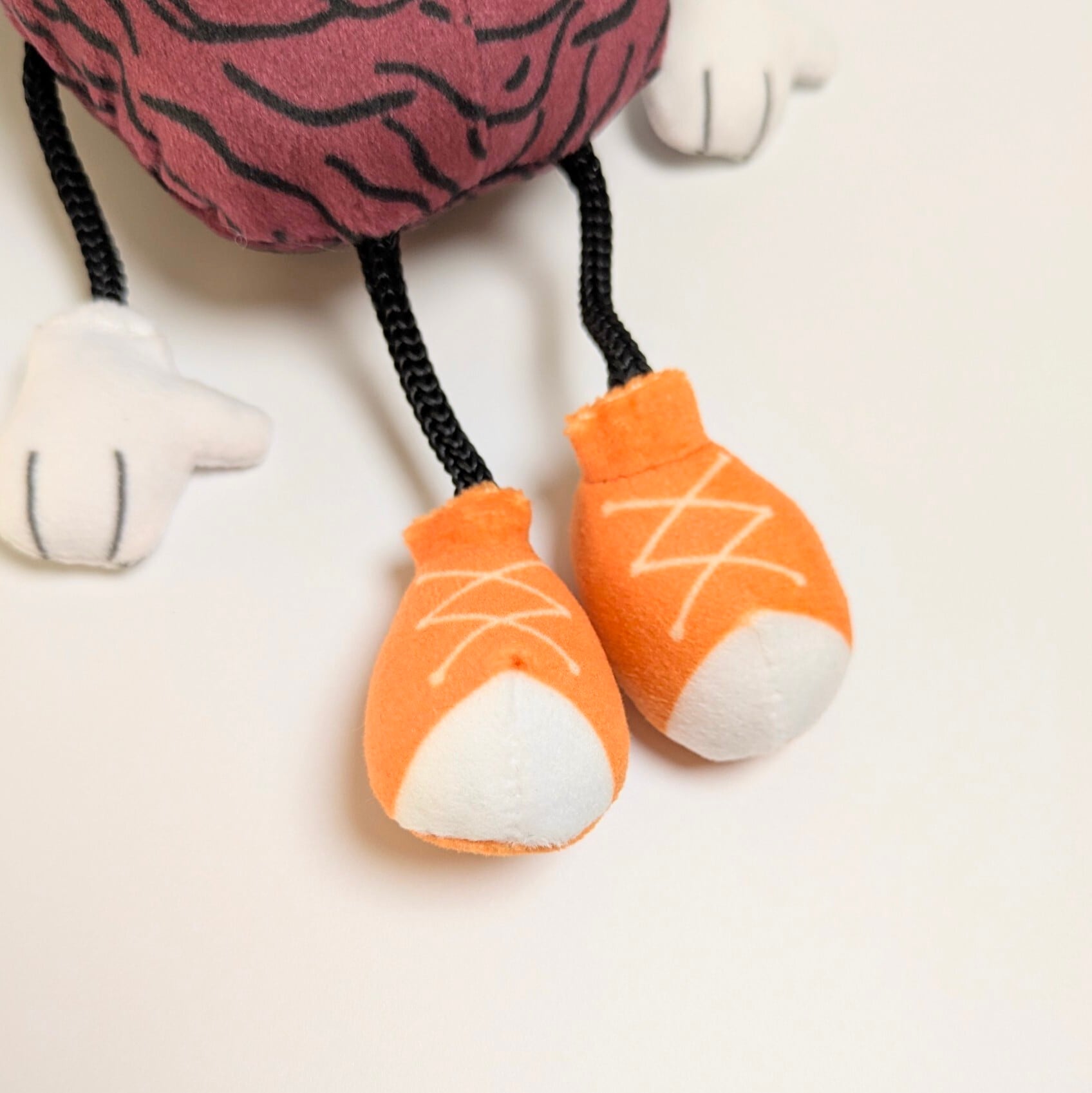 【 California Raisin ( カリフォルニアレーズン ) 】マスコット / ぬいぐるみキーホルダー / プラッシュキーホルダー 〚アメリカン雑貨 アメトイ〛