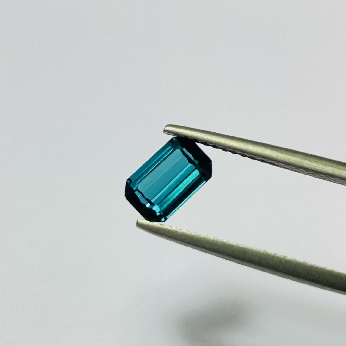 イケメン!?インディゴカラートルマリン