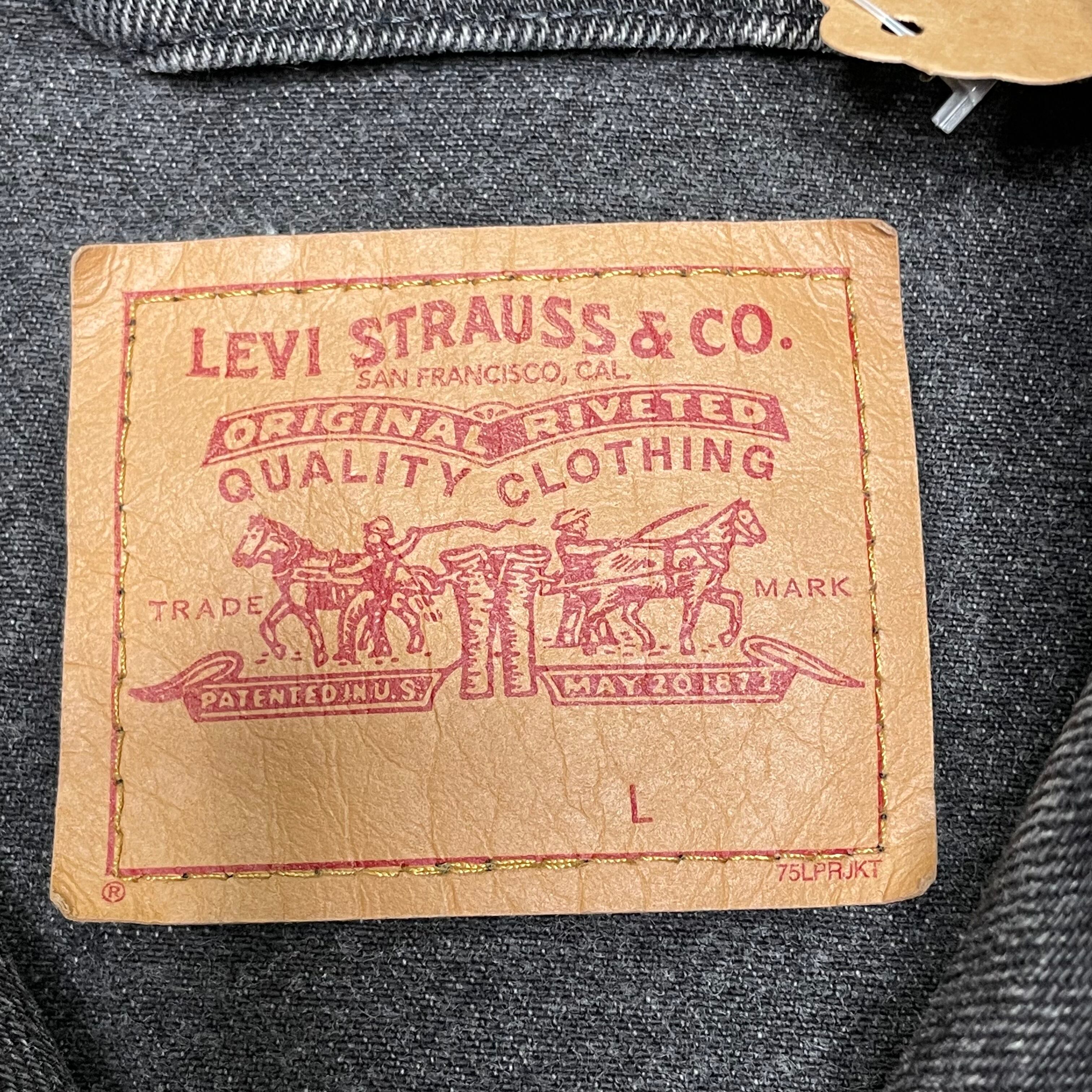Levi's デニムベスト L (XL相当) ブランドタグ 状態良好 | 古着屋