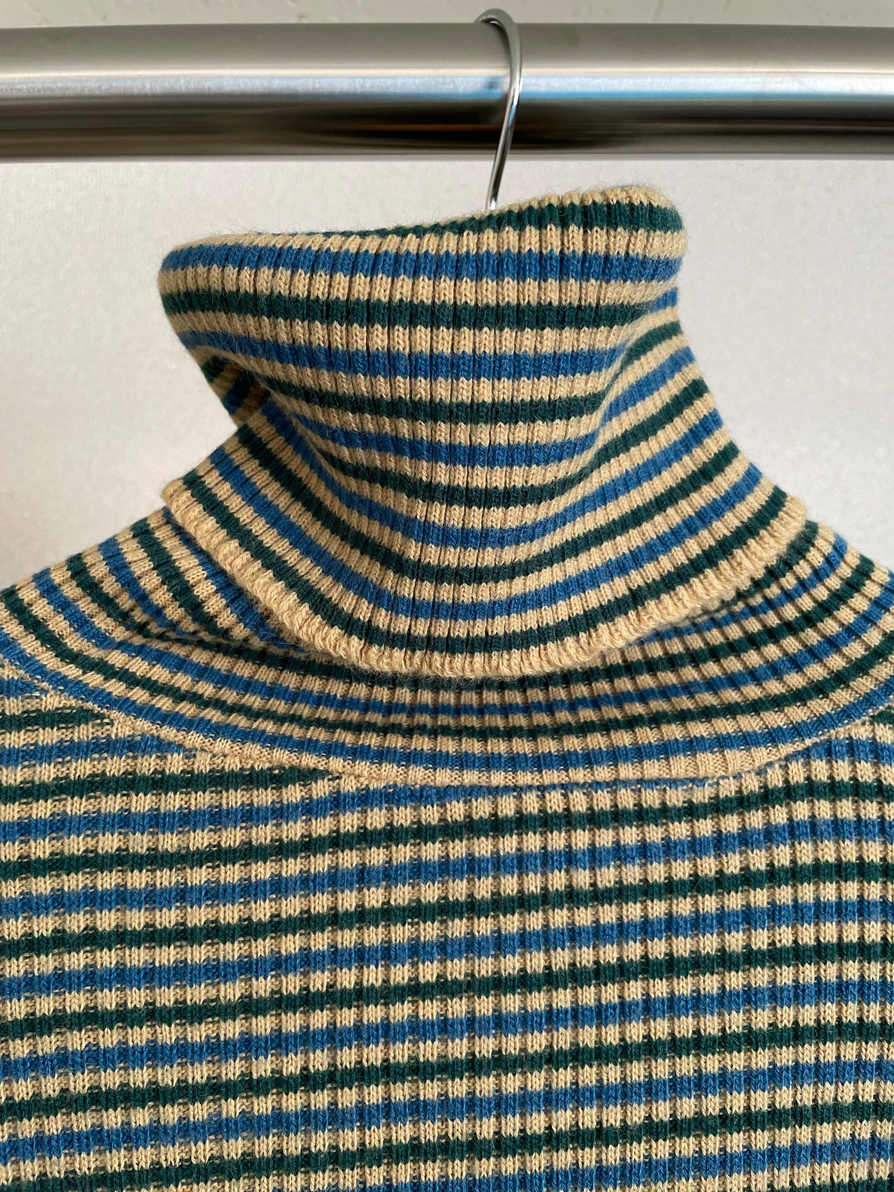 Striped acrylic sweater - 6