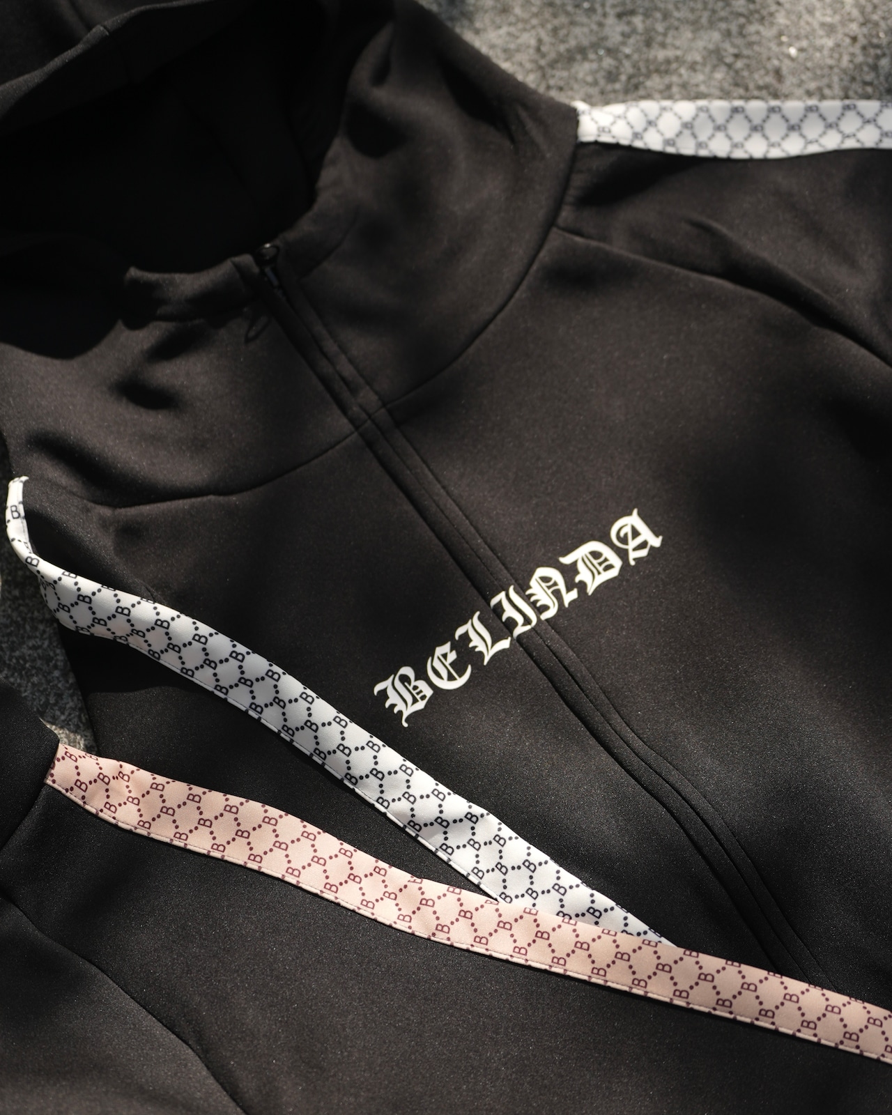 MONOGRAM LINE SWEAT HOODIE【BB25032】