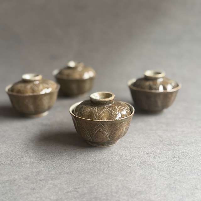 日高伸治   輪花蓋付豆鉢 化粧