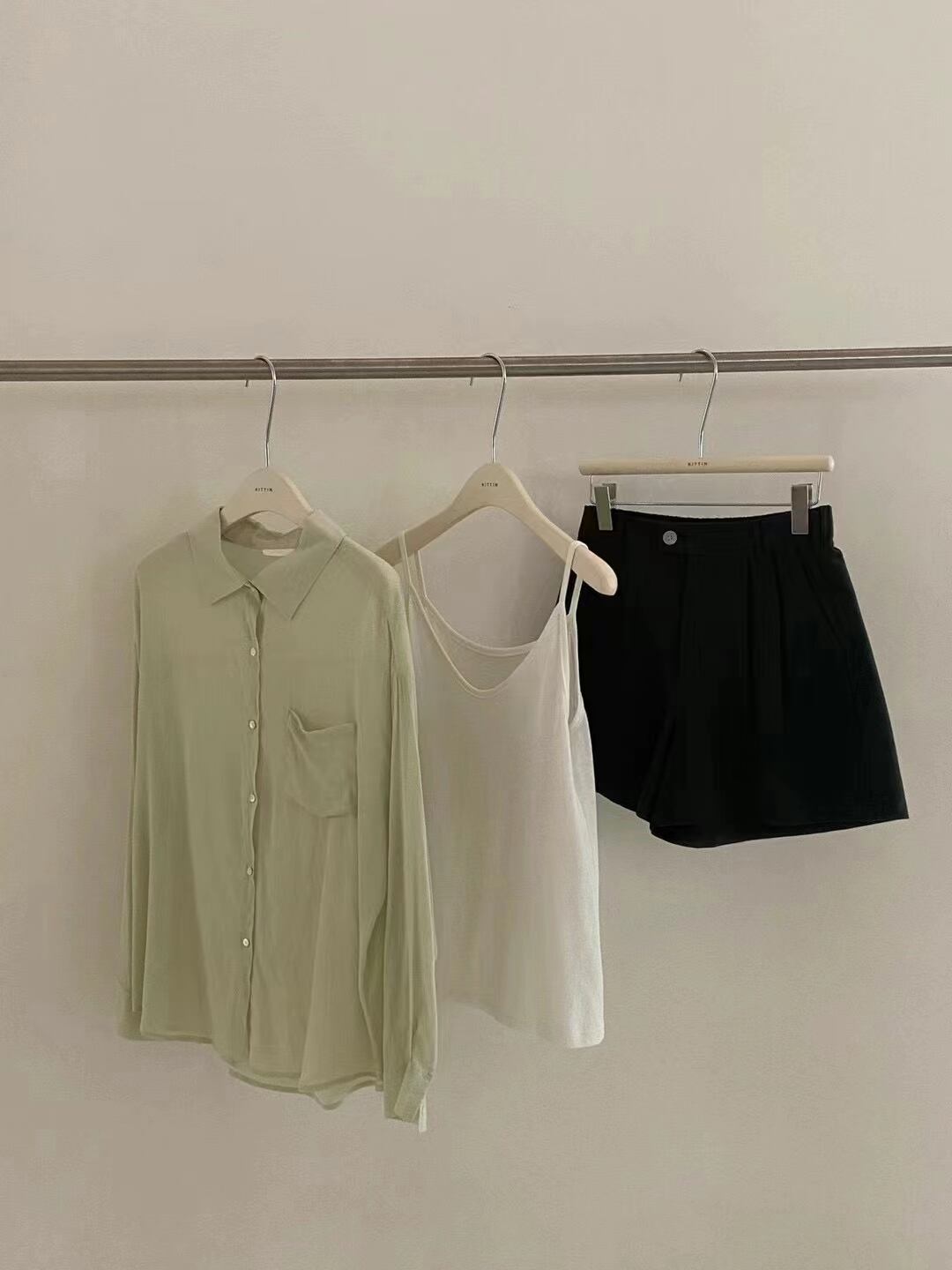 シンプルビッグシャツ　AJ22085-718