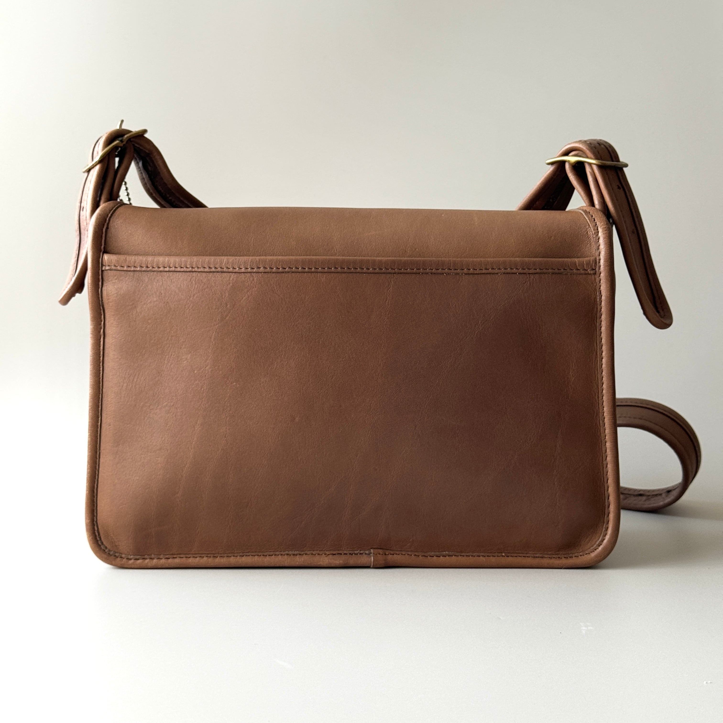 Vintage Coach 9875 Pocket Bag USA | ONE VINTAGE