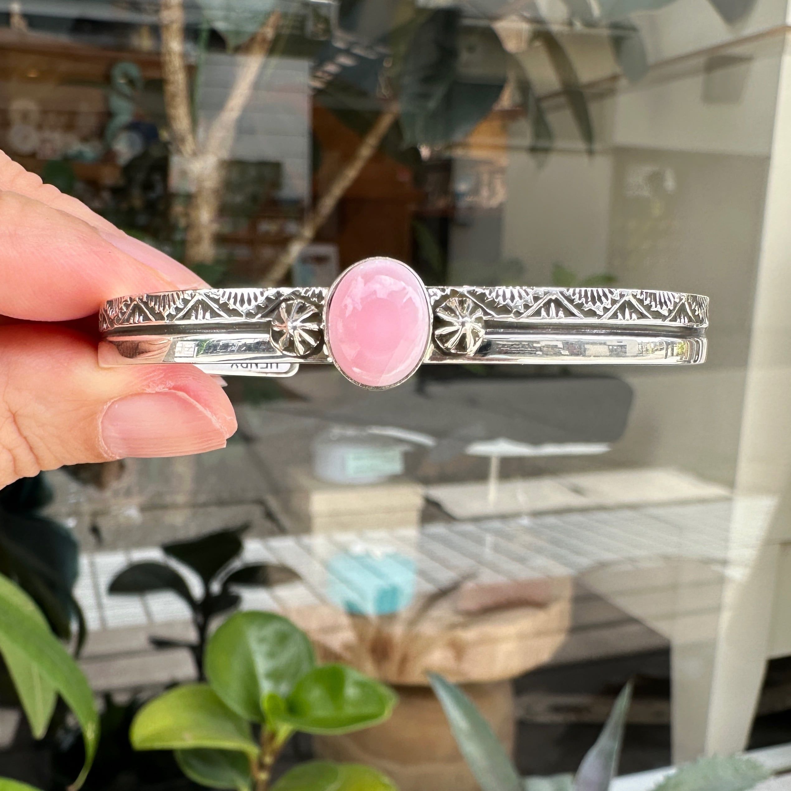 Indian Jewelry 》 オーバル コンク シェル バングル | 【公式通販