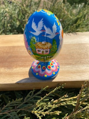 ペトリキウカ塗り　木製プィサンカ・スタンド一体型（イースター・エッグ）9cm（ホメンコ作）