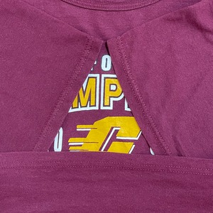 【USA古着】ミシガン大学 フットボール ロゴ プリント Tシャツ Central Michigan Chippewas チッペワズ バーガンディ 半袖 us古着