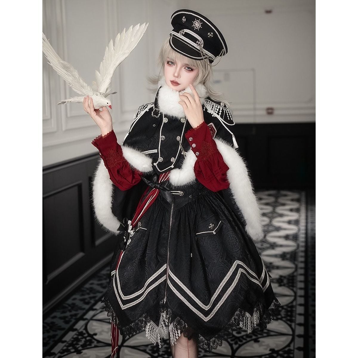 【ネル】軍服スタイルの帽子 ケース付き 近衛聖騎士・スノーケープ・ミリタリー軍服ロリータセット：帽子