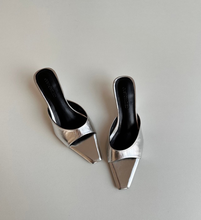 フレンチミニマルヒールサンダル