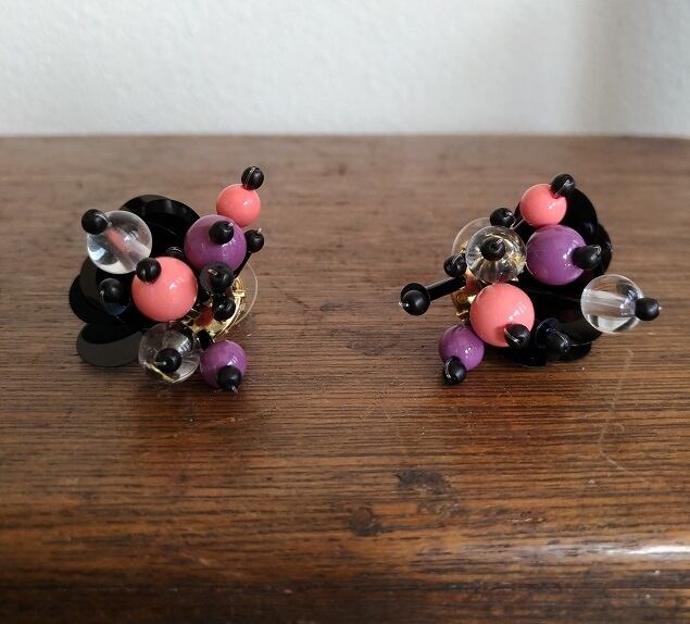 【SALE】スパンコールとつぶつぶピアス