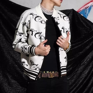 【DRIP5838】TGF Logo Full Print Zipper Knit