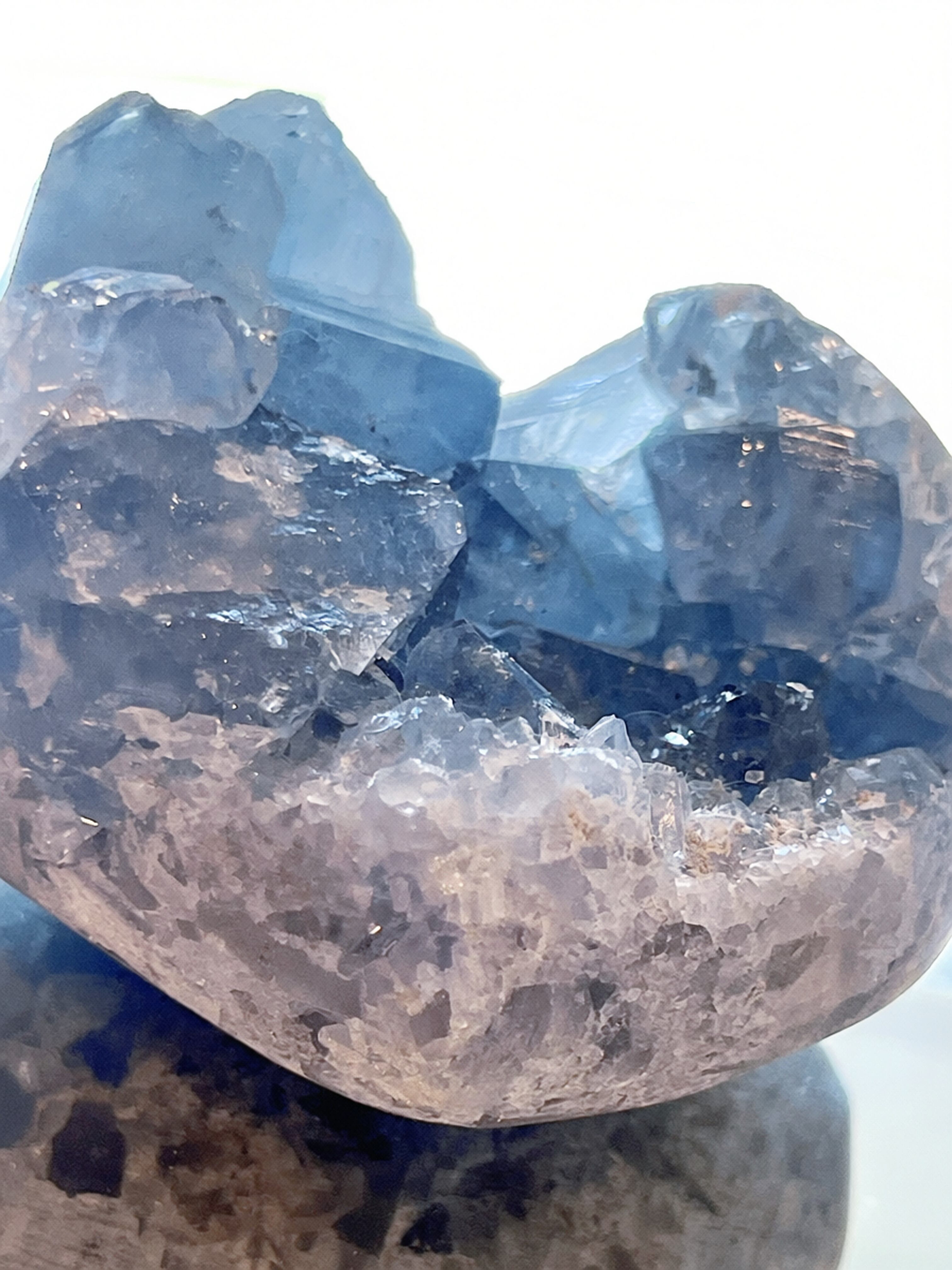 セレスタイト　綺麗なハート型　マダガスカル産 水晶 マダガスカル産] セレスタイト原石クラスター ◇ ハート型 | StellaDrop