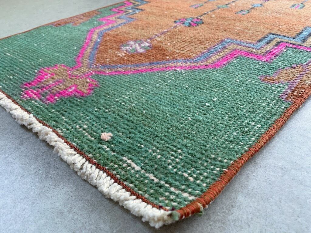 Vintage runner rug 135×52/トルコラグ ヴィンテージラグ 02230002