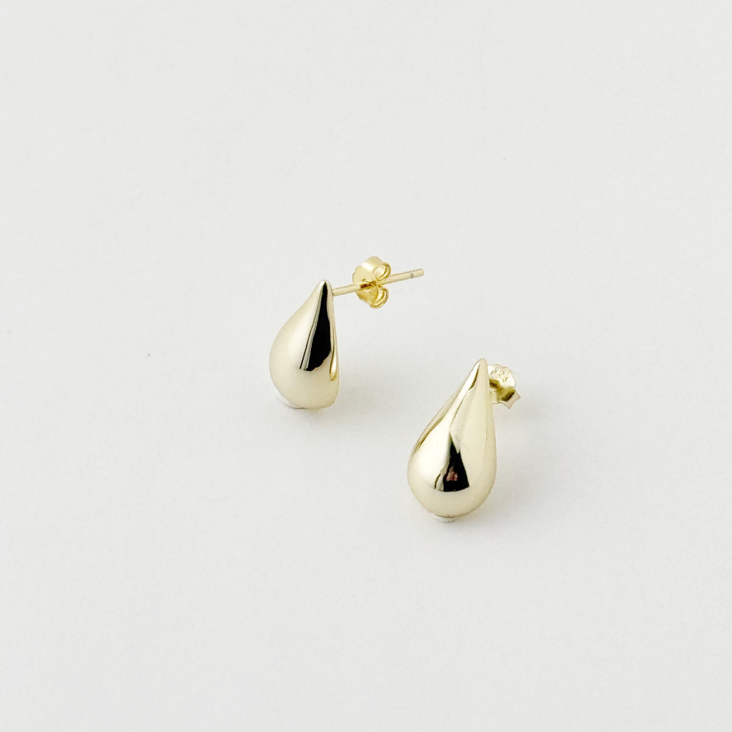 Gold Coating 嬉し涙 スタッドピアス