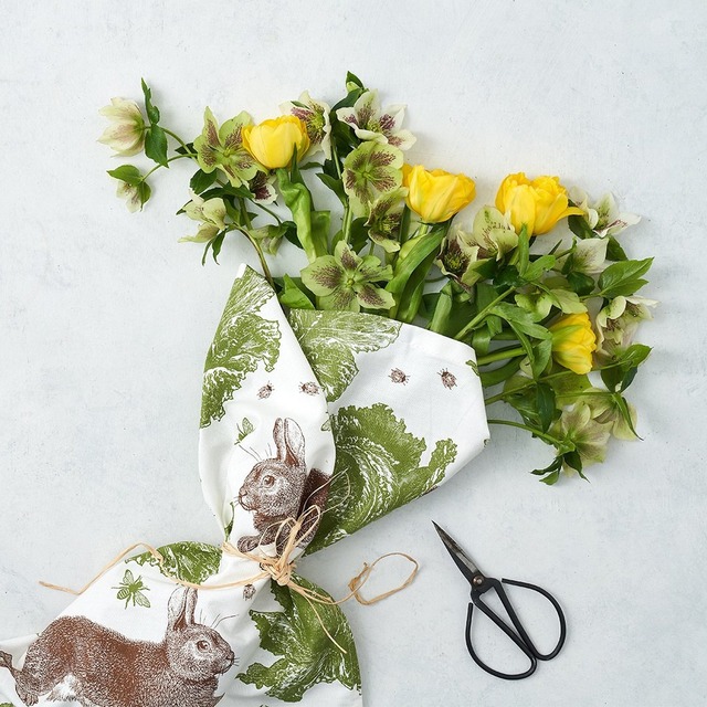 ソーンバック＆ピール - ティータオル(Rabbit & Cabbage)