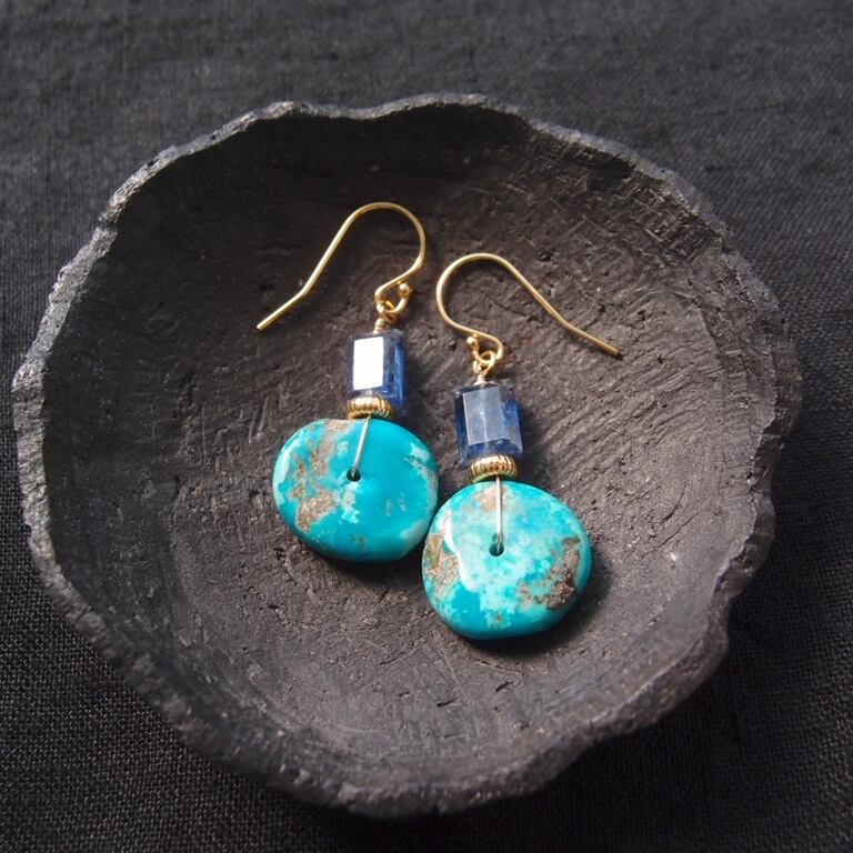【K14gf】Turquoise × Royal Blue Kyanite Earrings/ターコイズ×ロイヤルブルーカイヤナイト フックピアス