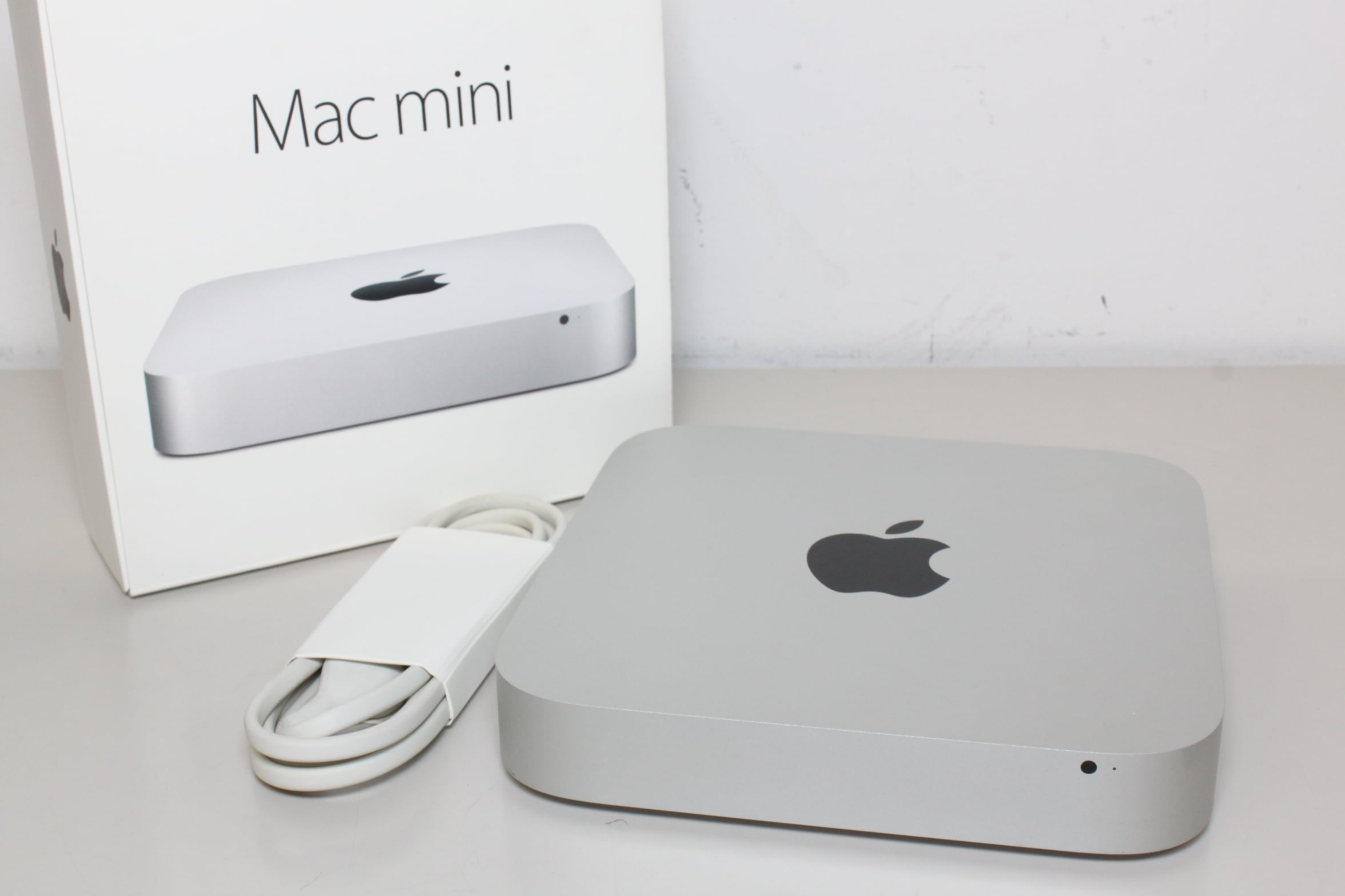 美品 Mac Mini 2018 8gb MRTR2J/A - Macデスクトップ