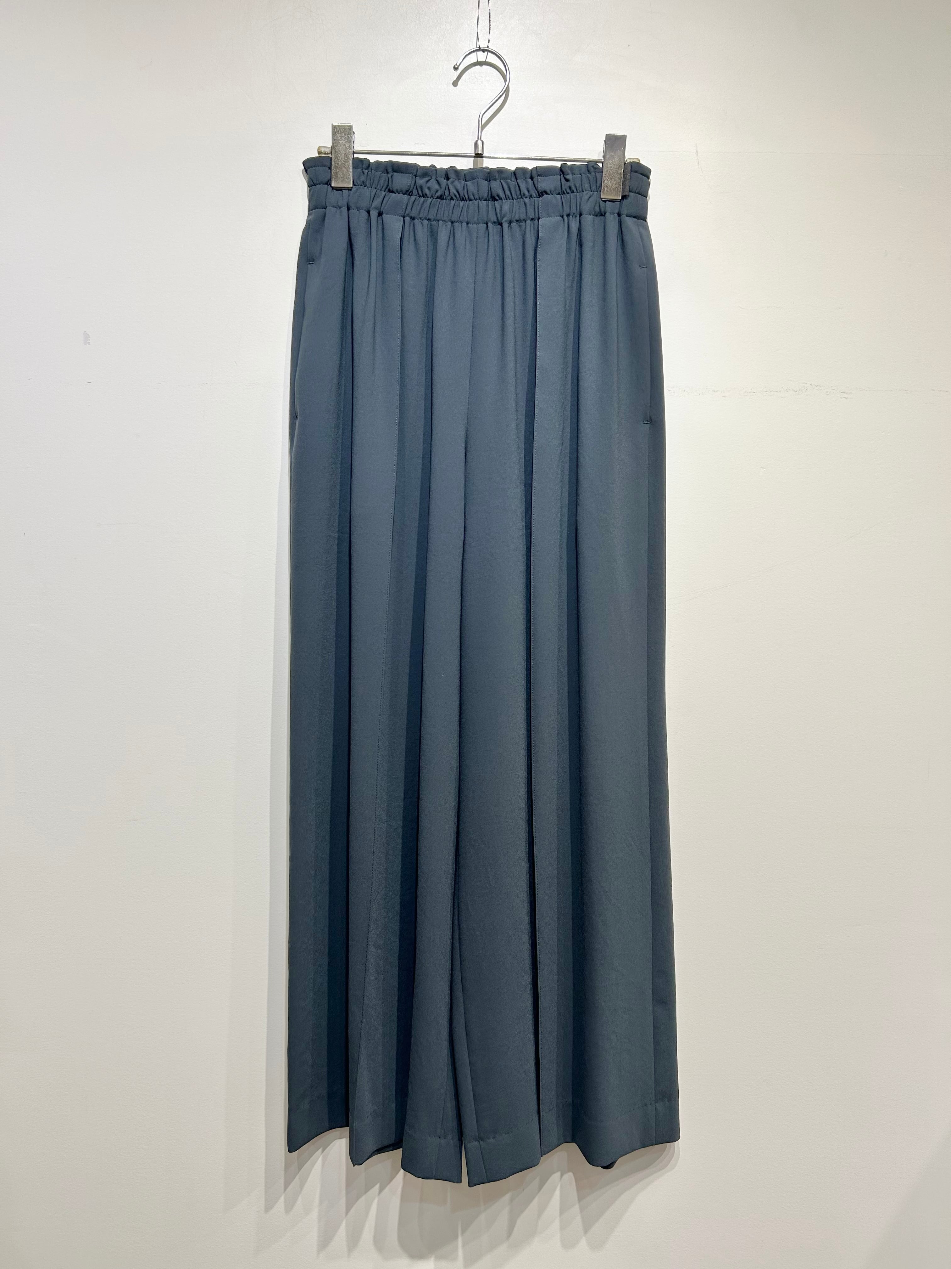 BLUE DE BRESSE センタープレスワイドパンツ