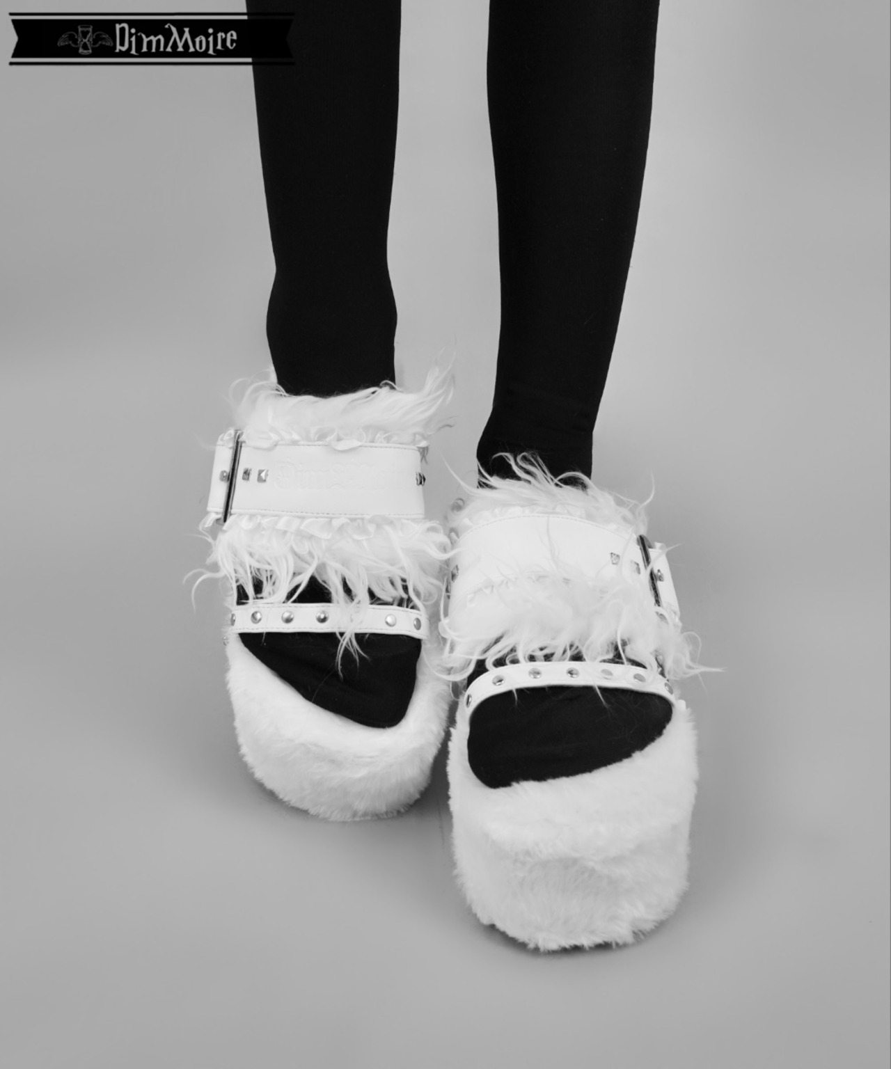 ファー×スタッズサンダル【White】
