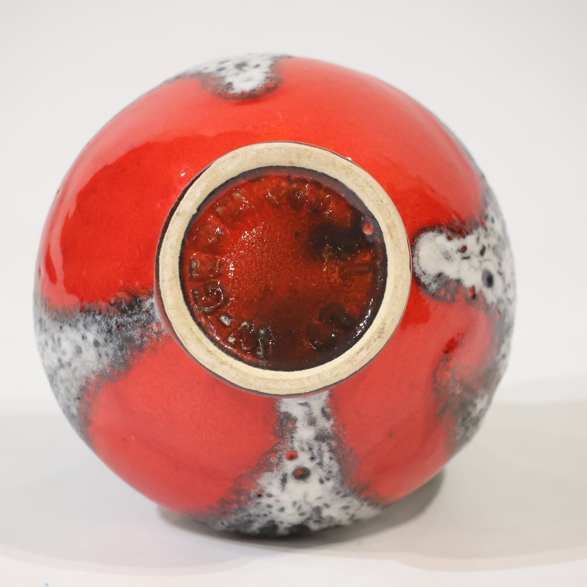Bay Keramik-- 16.9㎝ | Fat Lava & German Art Pottery