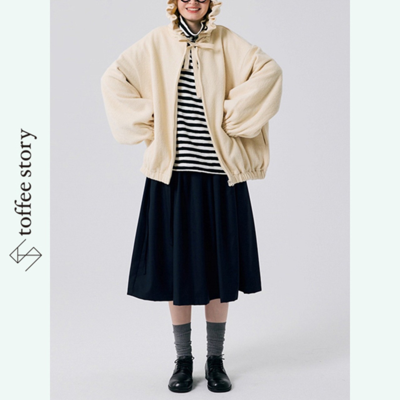 【2color】陰影をまとうギャザーフーディー 《P0268》