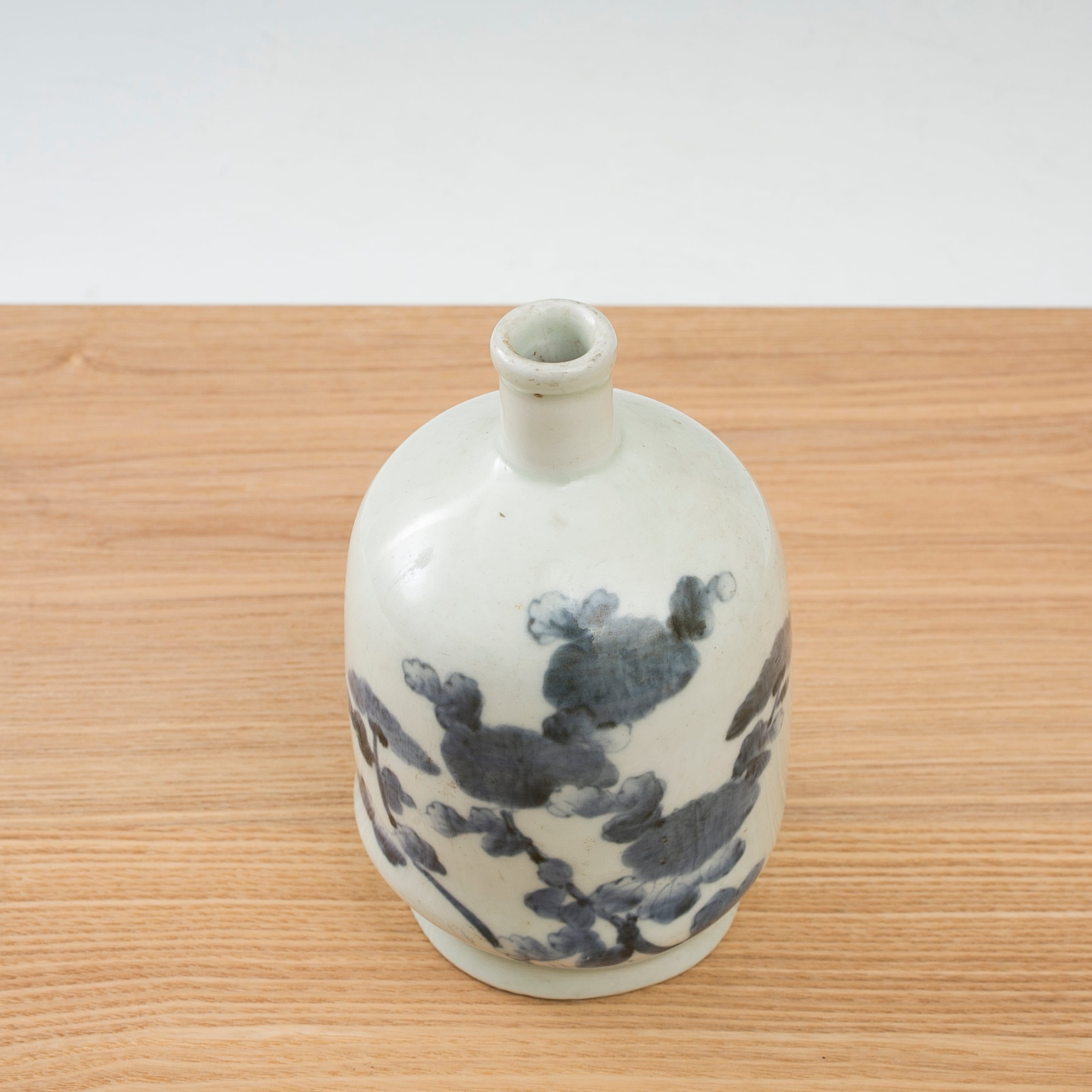 伊万里 古伊万里 染付 徳利形 一輪挿 花瓶 花器 花入 花生 菊花文 日本