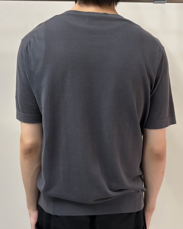 【HERMES】v neck basic T-shirt