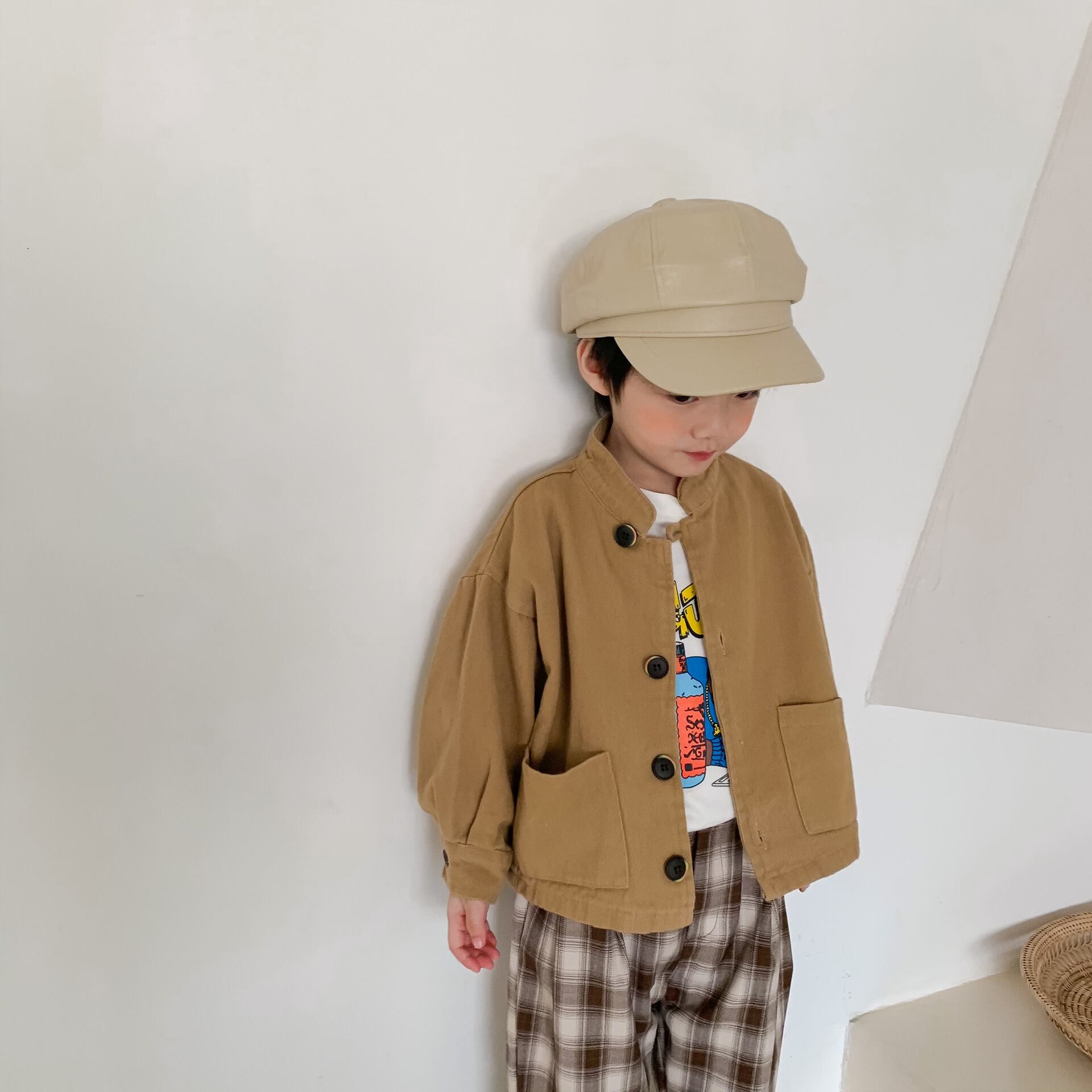 ジャケット 韓国子供服 アウター ミリタリージャケット ショート丈 春 秋 女の子 男の子 ユニセックス ルーズシルエット 人気 おすすめ かわいい 可愛い おしゃれ オシャレ プレゼント 贈り物 ギフト 小学生 80 90 100 110 1 130 140 1歳 2歳 3歳 4歳