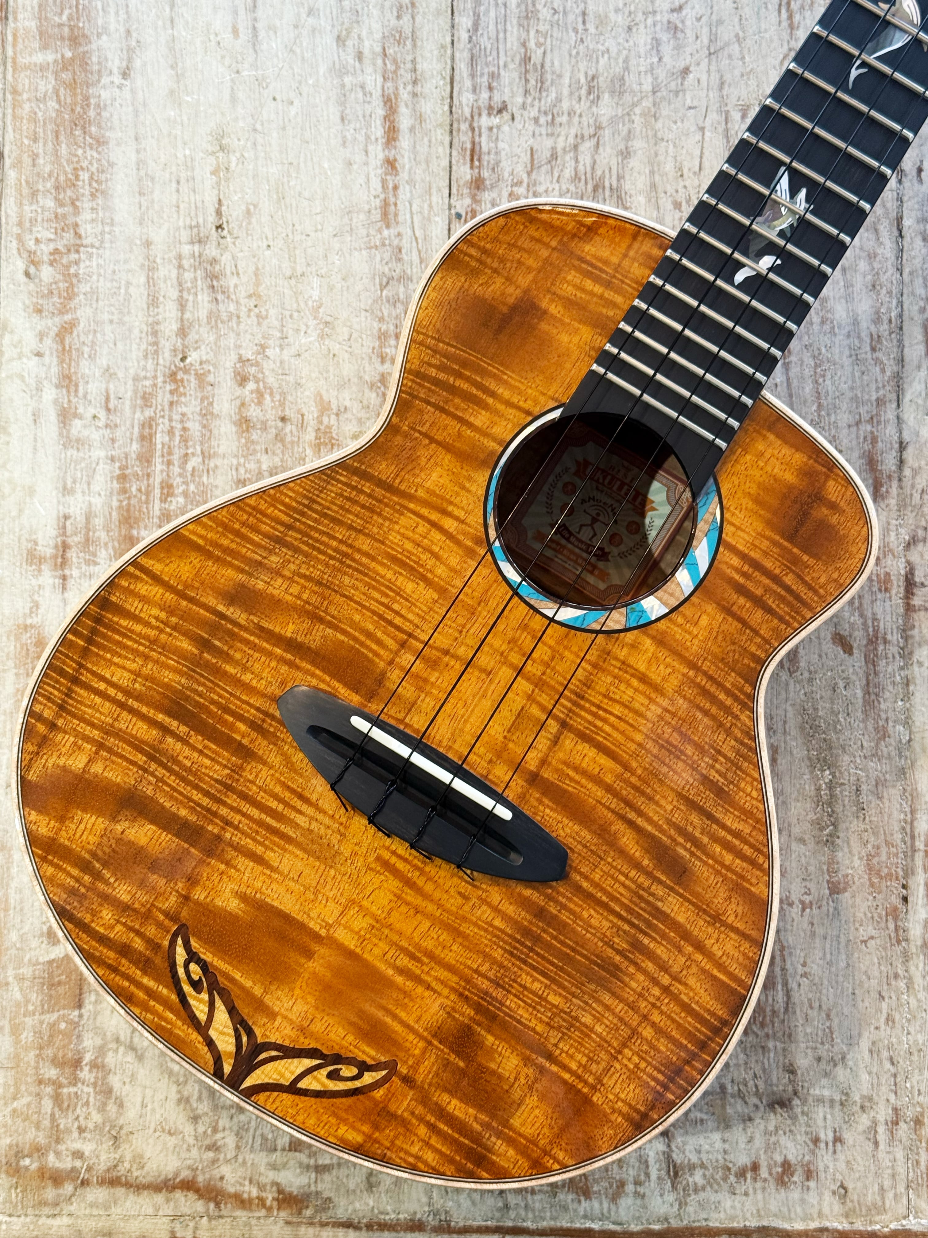 AQUA コンサートウクレレ　ハワイアンコア COTONE CUK-700CII コンサートウクレレ ハワイアンコア オール単板