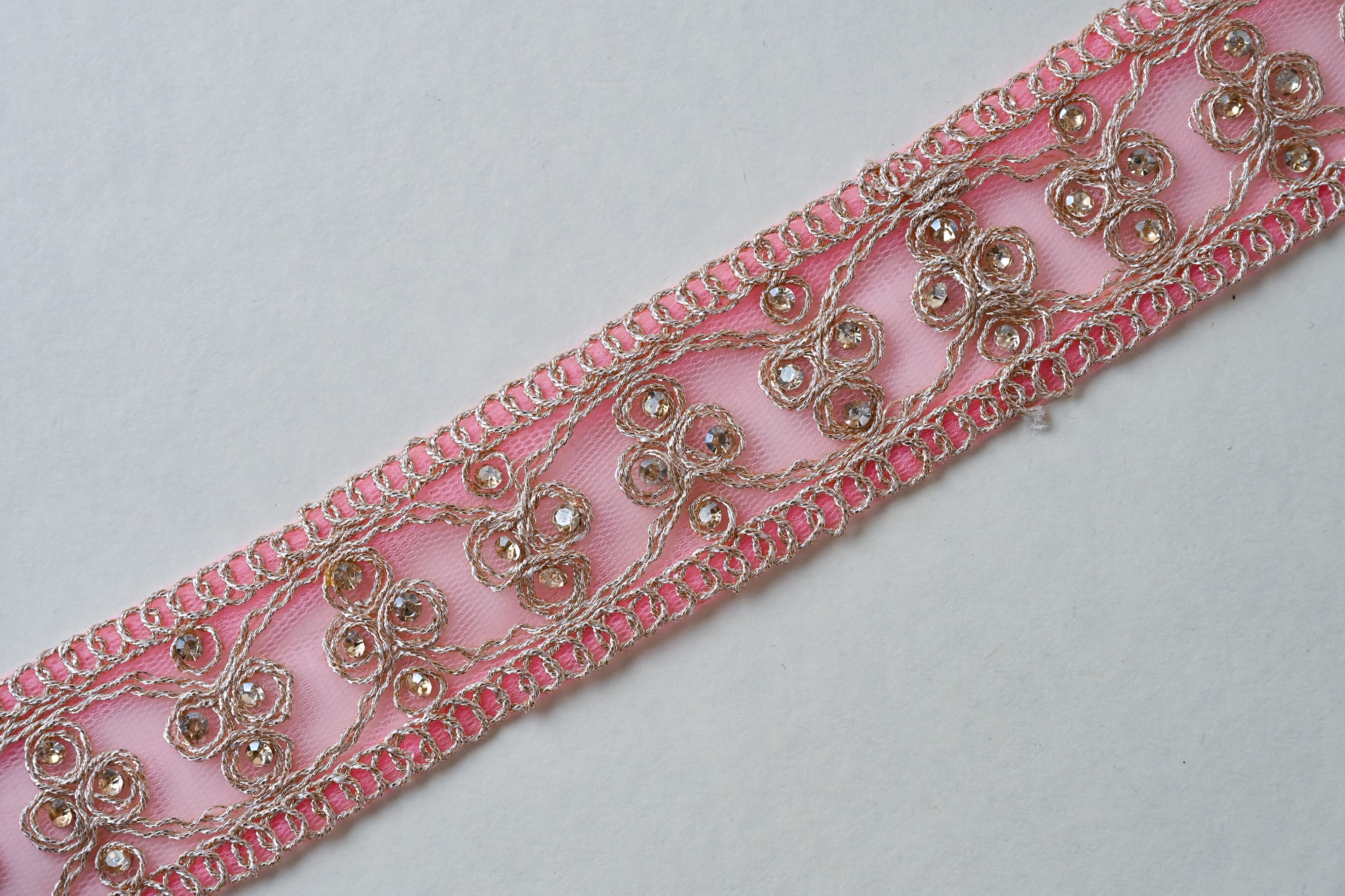 インドの刺繍リボン（お好きな柄を1メートル） | チェコガラスボタン